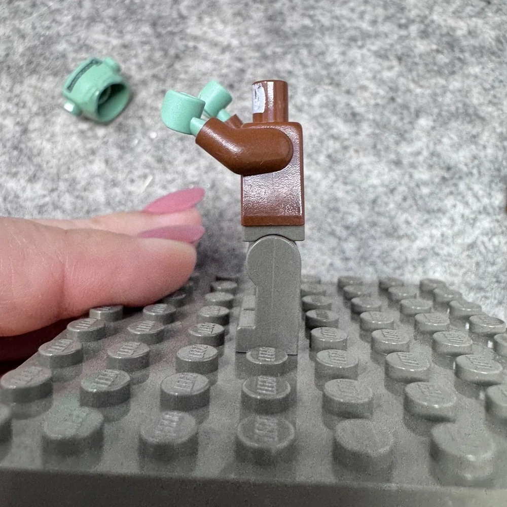 LEGO Frankenstein Minifigure 1382 Studios Horror Scary Laboratory Monsters - Picture 8 of 11